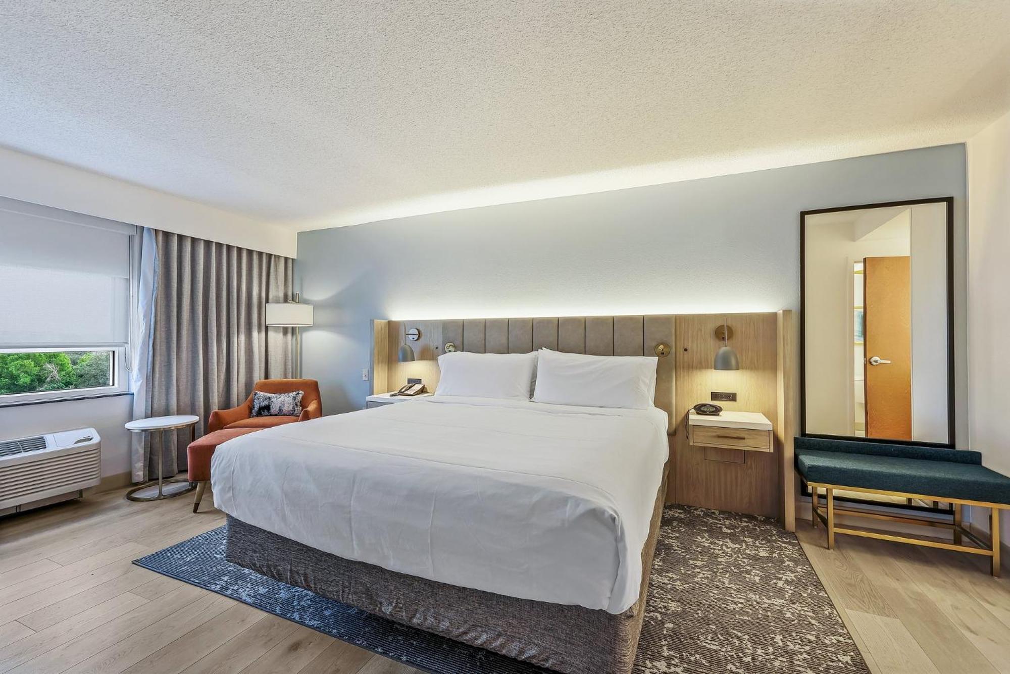 Hotel Crowne Plaza Ft Myers Gulf Coast By Ihg à Fort Myers Extérieur photo